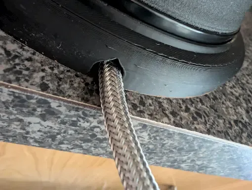 CarbLift Pro hose access, close up